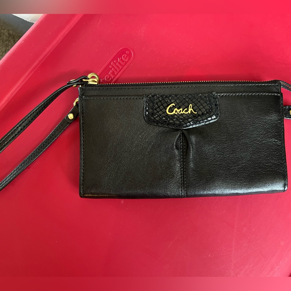 NWT COACH Black Wristlet
